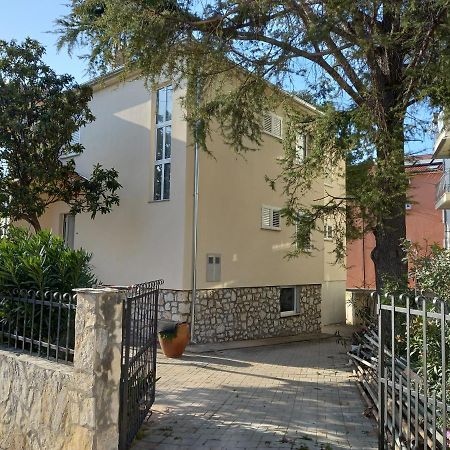 Apartman Noni Биоград-на-Мору Экстерьер фото