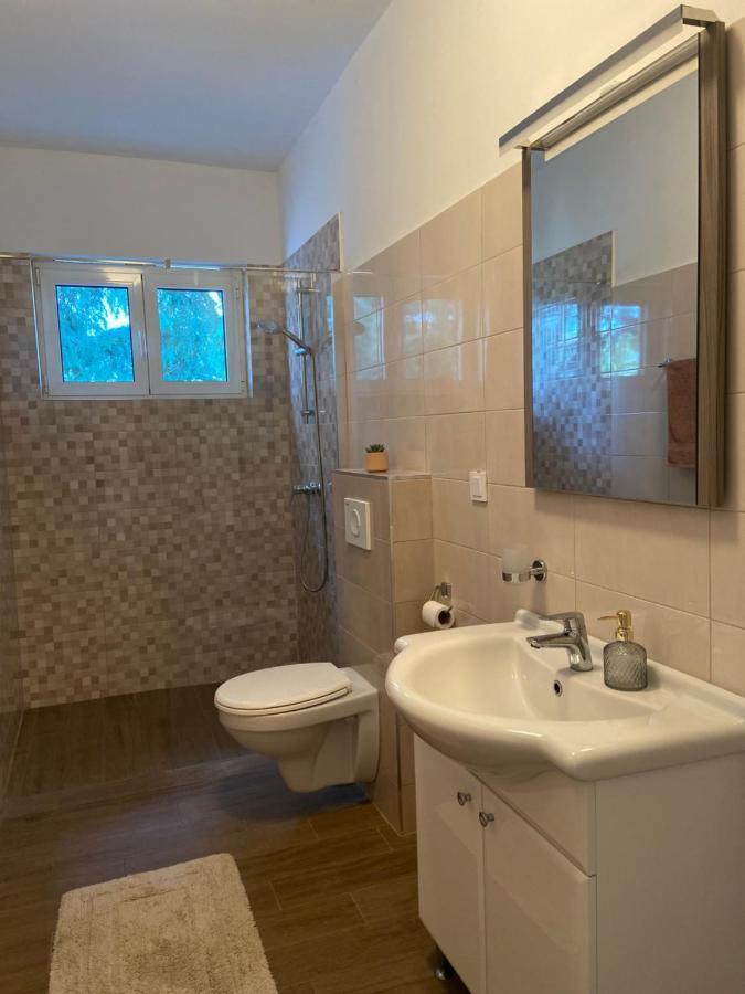 Apartman Noni Биоград-на-Мору Экстерьер фото