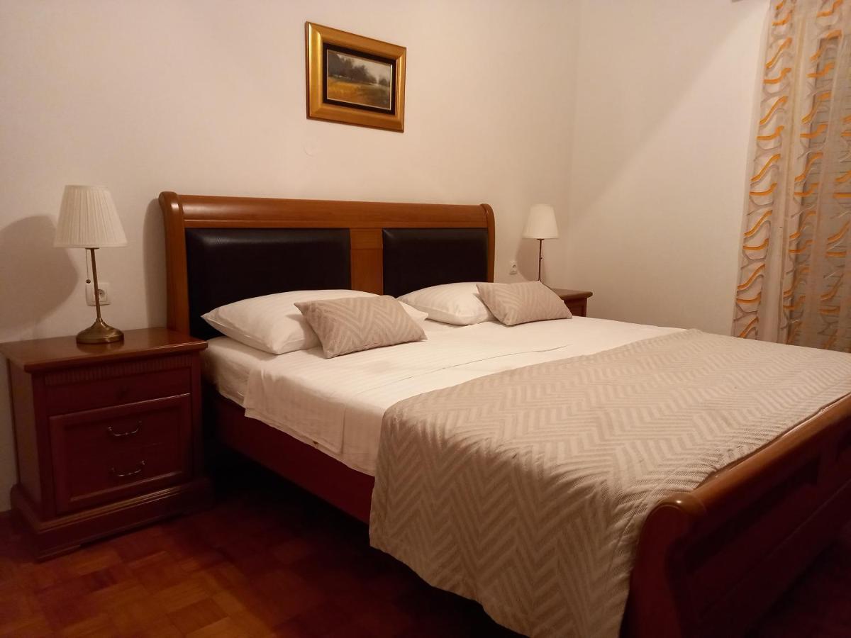 Apartman Noni Биоград-на-Мору Экстерьер фото